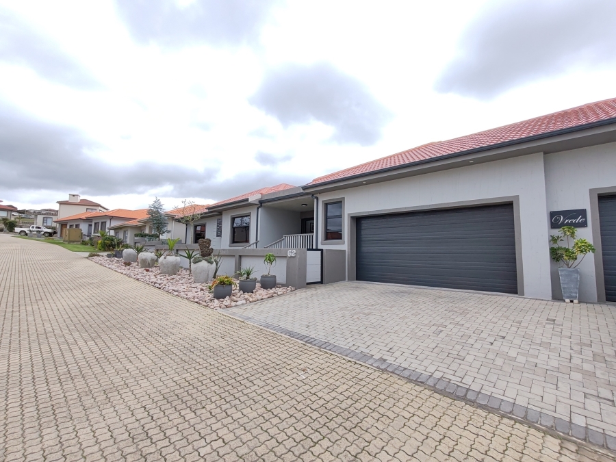 3 Bedroom Property for Sale in Avonddans Western Cape